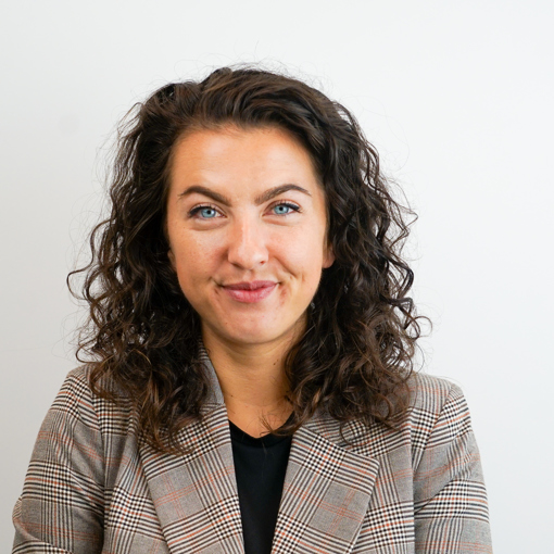 Yara de Leeuw, Trainer